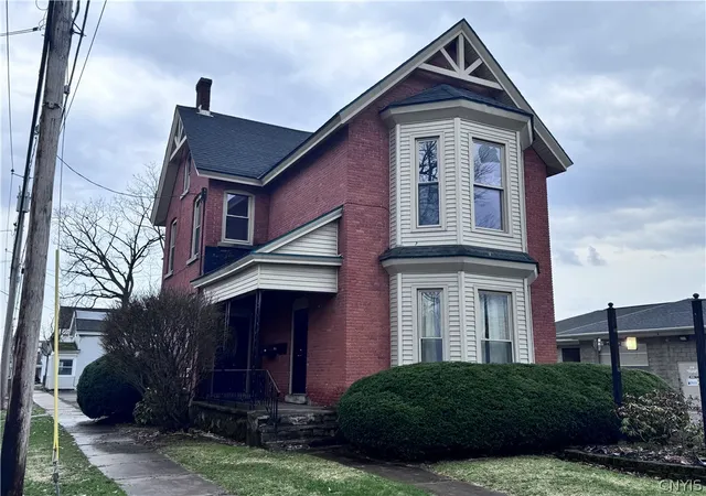 Homes for sale in Rome, NY | 208 N Madison St, Rome, NY 13440 | MLS# S1661040