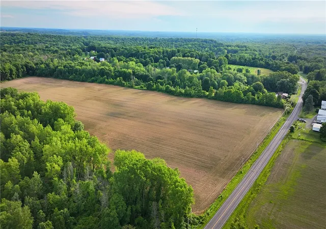 Homes for sale in Wolcott, NY | 13108 Ridge Rd, Wolcott, NY 14590 | MLS# R1661527