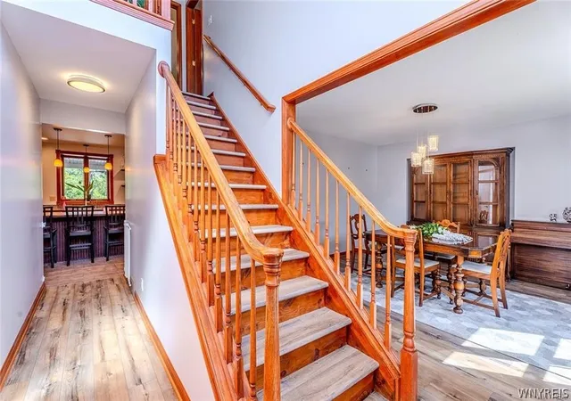 4th image of 980 E Robinson St, North Tonawanda, NY 14120 | MLS# B1661238