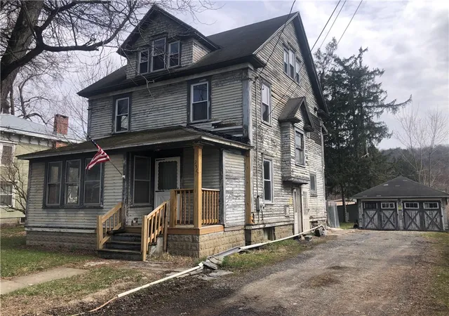 Homes for sale in Locke, NY | 956 Main St, Locke, NY 13092 | MLS# R1661995