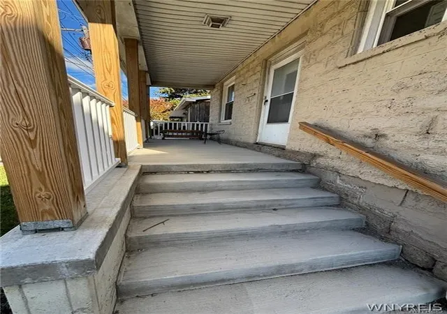 Homes for sale in West Seneca, NY | 1403 Union Rd, West Seneca, NY 14224 | MLS# B1662035