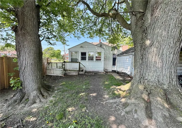 Homes for sale in Niagara Falls, NY | 1239 N Military Rd, Niagara Falls, NY 14304 | MLS# B1661856