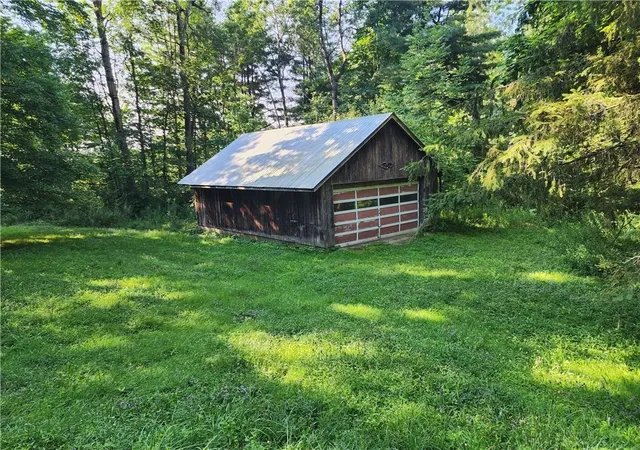 Photo 2 of Manufactured home for sale at 661 Peruville Rd, Groton, NY 13073 | MLS# R1661895 | Listing updated on 2026-07-29