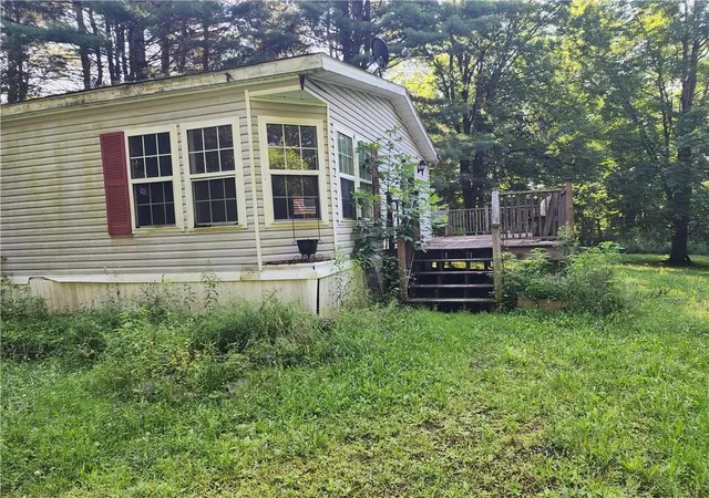 Photo 3 of Manufactured home for sale at 661 Peruville Rd, Groton, NY 13073 | MLS# R1661895 | Listing updated on 2026-07-29