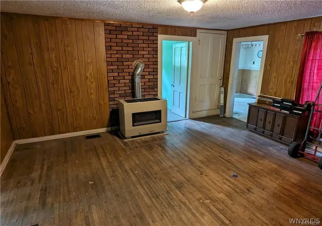 Homes for sale in Bennington, NY | 270 Clinton St, Bennington, NY 14037 | MLS# B1662113