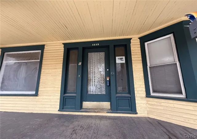 Homes for sale in Syracuse, NY | 1115 E Genesee St, Syracuse, NY 13210 | MLS# S1662221