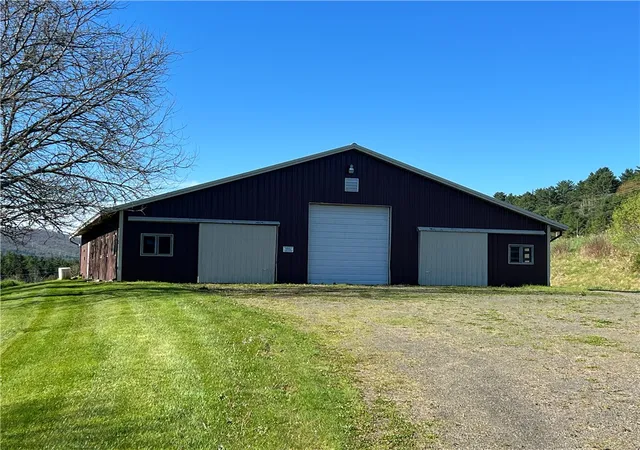 Photo 3 of Single family home for sale at 357 County Hwy 9, Oneonta, NY 13820 | MLS# R1661904 | Listing updated on 2026-05-11