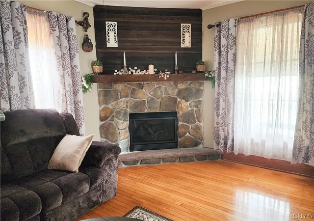 3rd image of 42 S Main St, Hammond, NY 13646 | MLS# S1662307