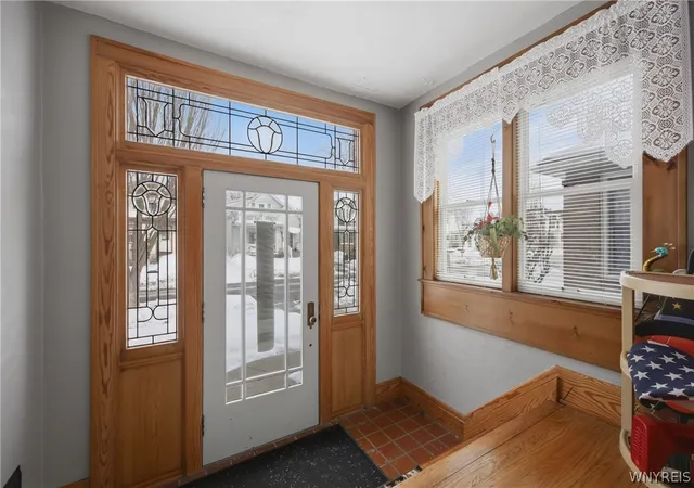 5th image of 74 Eiseman Ave, Buffalo, NY 14217 | MLS# B1662320