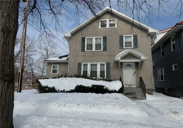 Homes for sale in Rochester, NY | 658 Magee Ave, Rochester, NY 14613 | MLS# R1662475