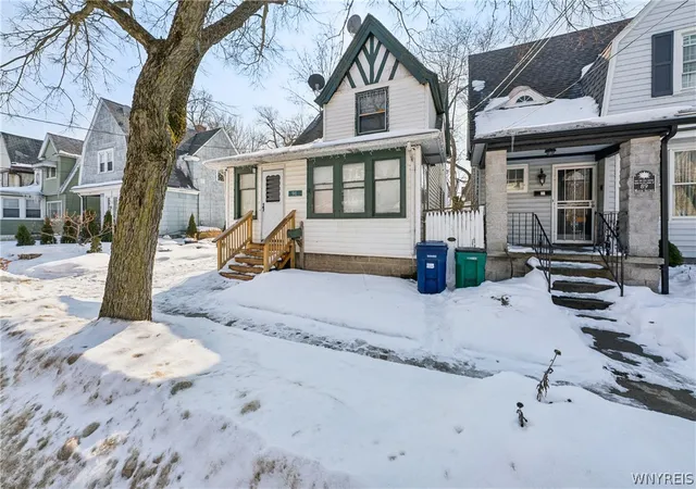 Homes for sale in Buffalo, NY | 91 Mayer Ave, Buffalo, NY 14207 | MLS# B1662358