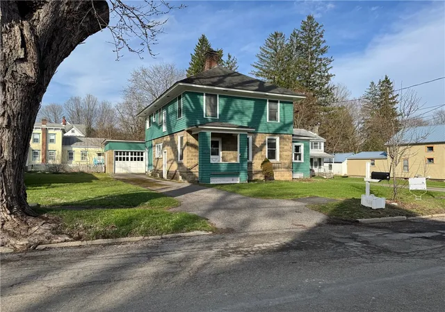 1st image of 20 Taylor St, Oxford, NY 13830 | MLS# R1662321