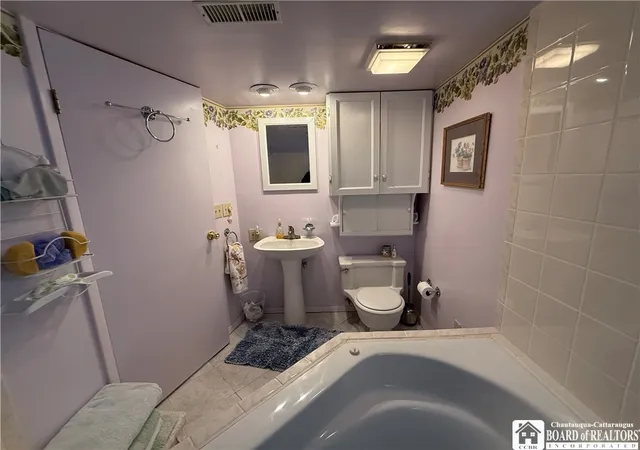 30th image of 164 Linwood Ave, Jamestown, NY 14701 | MLS# R1662507