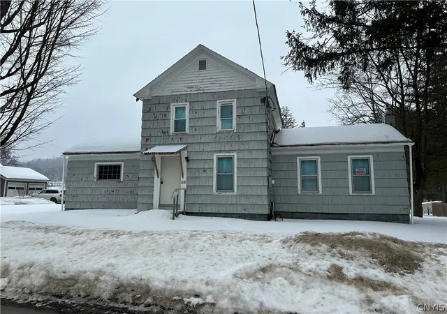 Homes for sale in Fairfield, NY | 58 N Main St, Fairfield, NY 13416 | MLS# S1662397