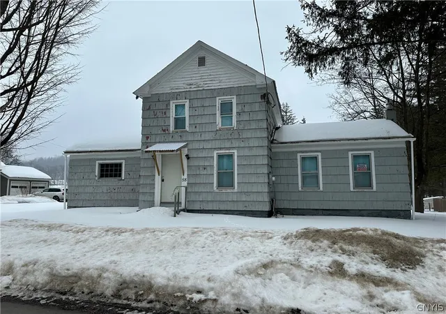 Homes for sale in Fairfield, NY | 58 N Main St, Fairfield, NY 13416 | MLS# S1662397