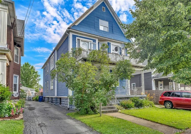 Homes for sale in Buffalo, NY | 32 Richfield Ave, Buffalo, NY 14220 | MLS# B1662854