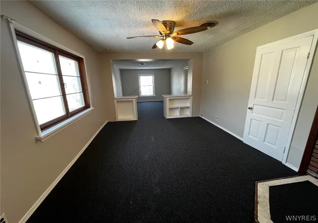 3rd image of 400 Willett St, Buffalo, NY 14206 | MLS# B1662505