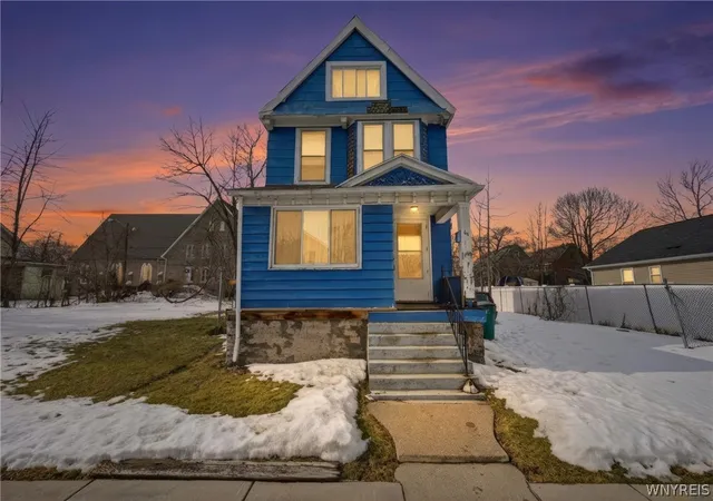 Homes for sale in Buffalo, NY | 64 Verplanck St, Buffalo, NY 14208 | MLS# B1662195