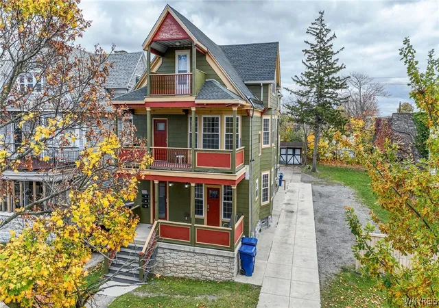 2nd image of 67 Harvard Pl, Buffalo, NY 14209 | MLS# B1663059
