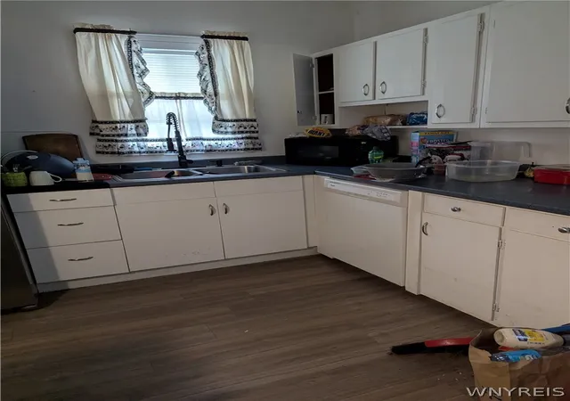 2nd image of 12 Ashley Pl, Lockport City, NY 14094 | MLS# B1663157