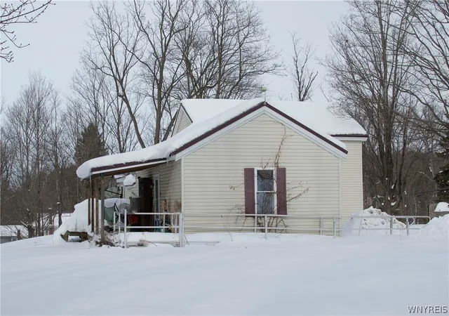 3rd image of 11421 Hanover Rd, Forestville, NY 14062 | MLS# B1660664