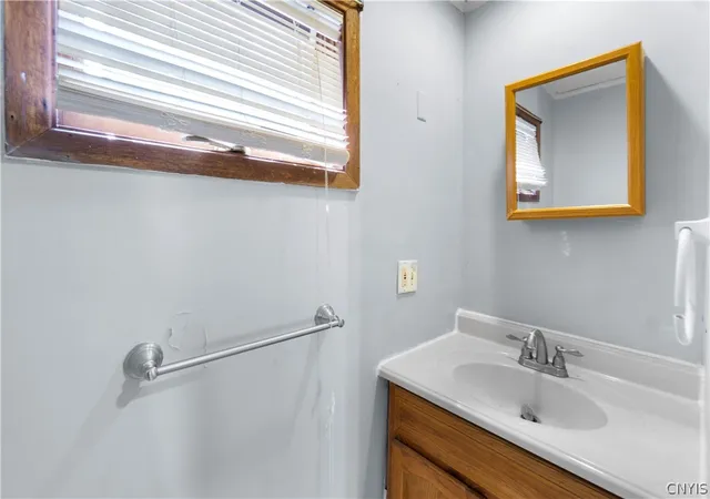 16th image of 822 Westcott St, Syracuse, NY 13210 | MLS# S1663254