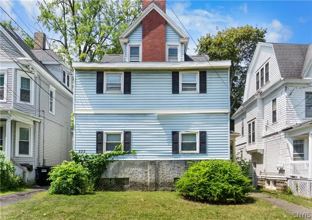 2nd image of 822 Westcott St, Syracuse, NY 13210 | MLS# S1663254