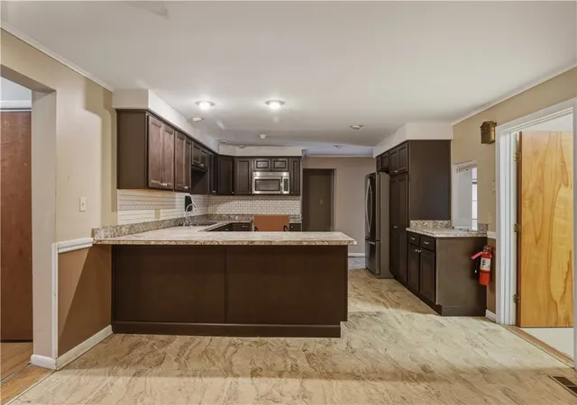 Homes for sale in Elmira City, NY | 122 E Chemung Pl, Elmira City, NY 14904 | MLS# R1662620