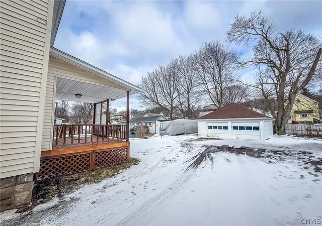 Homes for sale in Auburn, NY | 130 Park Pl, Auburn, NY 13021 | MLS# S1663311