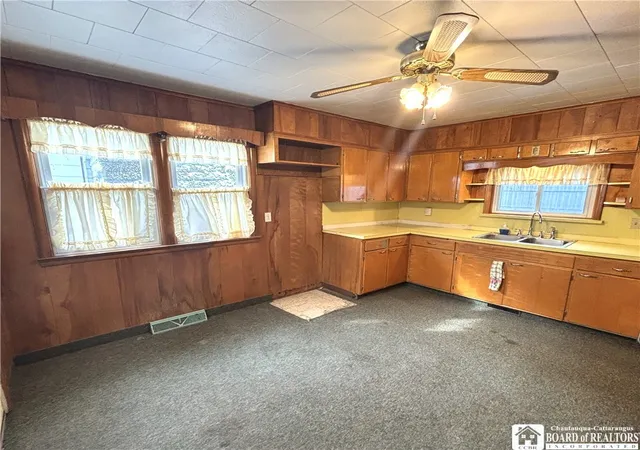 Photo 4 of Sale Pending at 15 Franklin St, Jamestown, NY 14701 | MLS# R1662855 | Listing updated on 2026-06-02