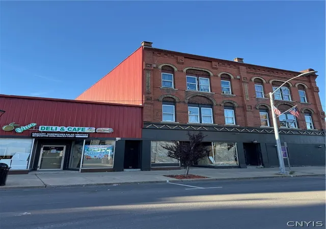 Homes for sale in Oneida, NY | 169 Madison St, Oneida, NY 13421 | MLS# S1663501