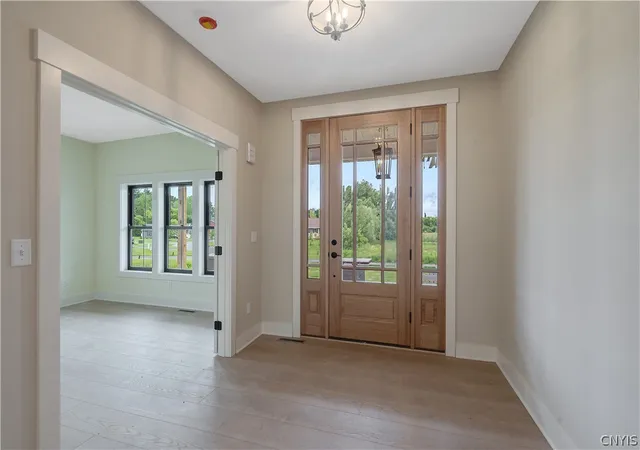 Photo 2 of Single family home for sale at 1951 N Ridge Dr, Chittenango, NY 13037 | MLS# S1663438 | Listing updated on 2026-02-24