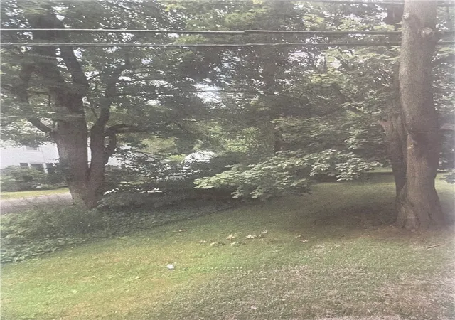1st image of 10 Fisher Rd, Rochester, NY 14624 | MLS# R1663299
