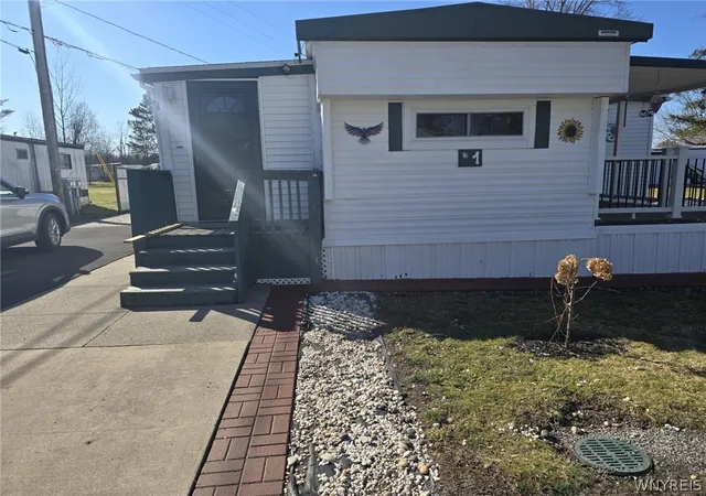 1st image of 1 Rainbow, Wilson, NY 14131 | MLS# B1663632