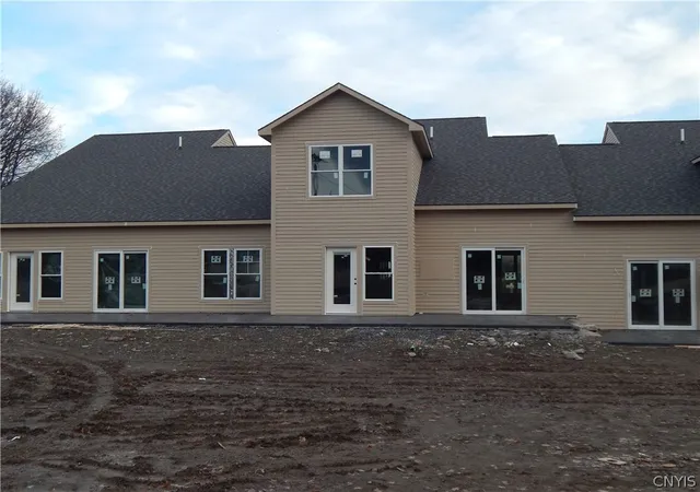 Homes for sale in Syracuse, NY | 302 Bunker Hill, Syracuse, NY 13207 | MLS# S1663435