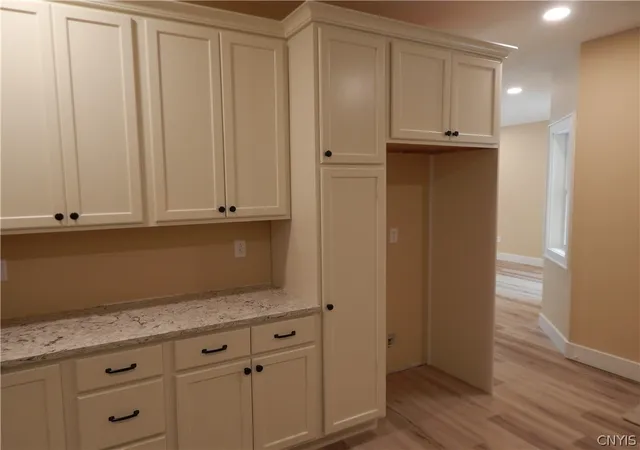 5th image of 302 Bunker Hill, Syracuse, NY 13207 | MLS# S1663435