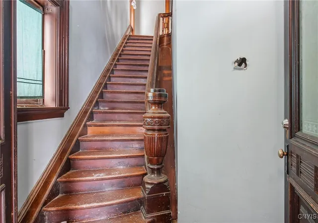Homes for sale in Skaneateles, NY | 76 E Genesee St, Skaneateles, NY 13021