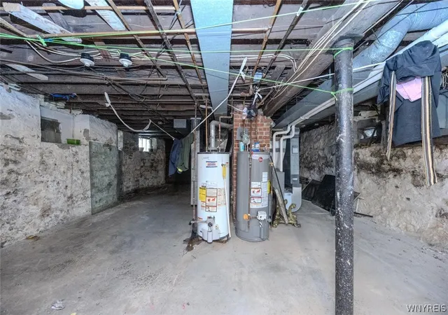 Listing Photo 2 - Condo for sale in building located at 674 Humboldt Pkwy, Buffalo, NY 14211 - Unit #