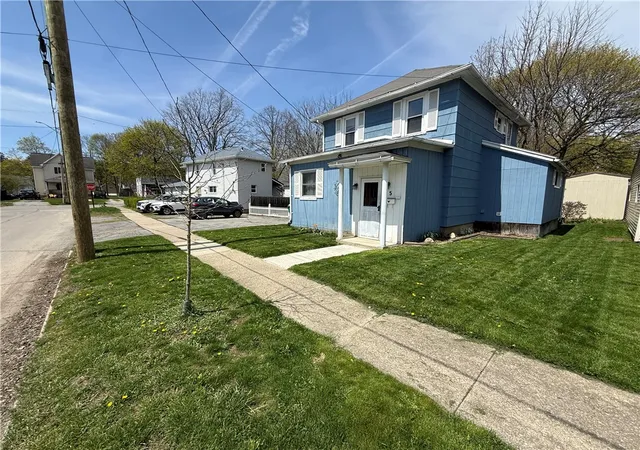 Photo 3 of Sale Pending at 5 Genesee St E, Perry, NY 14530 | MLS# R1663791 | Listing updated on 2026-07-13