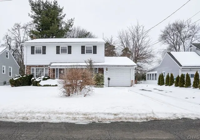 1st image of 1709 Caldicott Rd, Rotterdam, NY 12303 | MLS# S1663996