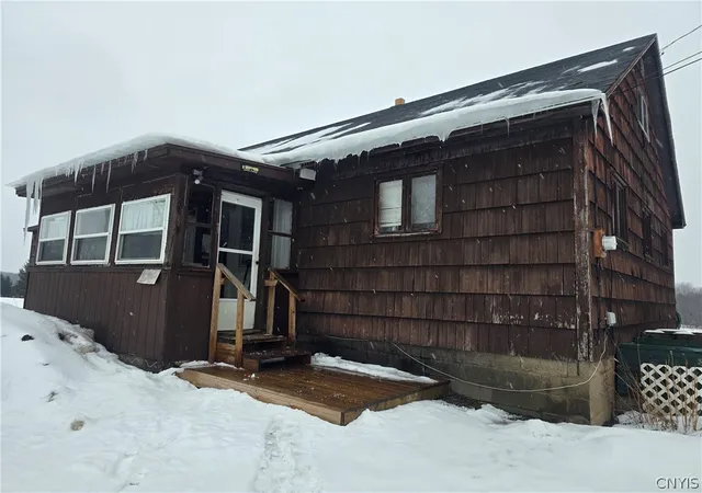 Homes for sale in Granby, NY | 138 Ritchie Rd, Granby, NY 13069 | MLS# S1663939