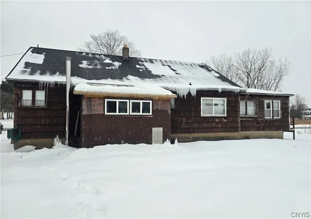 Homes for sale in Granby, NY | 138 Ritchie Rd, Granby, NY 13069 | MLS# S1663939