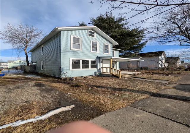 Photo 22 of Single family home for sale at 820 Lincoln St, Elmira, NY 14901 | MLS# R1663778 | Listing updated on 2026-07-11