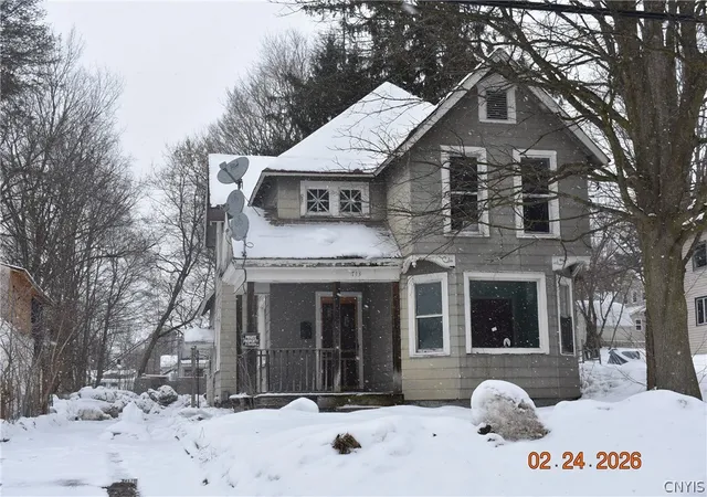 Photo 1 of Sale Pending at 713 Oneida St, Fulton, NY 13069 | MLS# S1664103 | Listing updated on 2026-03-29
