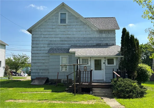 Homes for sale in Kane Boro, PA | 619 Dawson St, Kane Boro, PA 16735 | MLS# R1663738