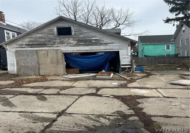 6th image of 944 Walden Ave, Buffalo, NY 14211 | MLS# B1664329