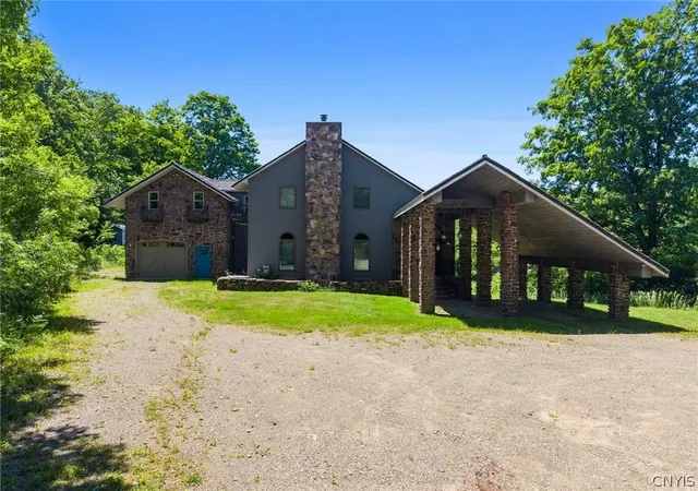 Photo 2 of Single family home for sale at 150 Valleygate Dr, Parish, NY 13131 | MLS# S1664415 | Listing updated on 2026-07-24