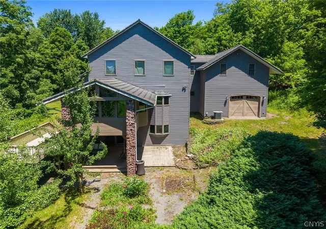 Photo 4 of Single family home for sale at 150 Valleygate Dr, Parish, NY 13131 | MLS# S1664415 | Listing updated on 2026-07-24