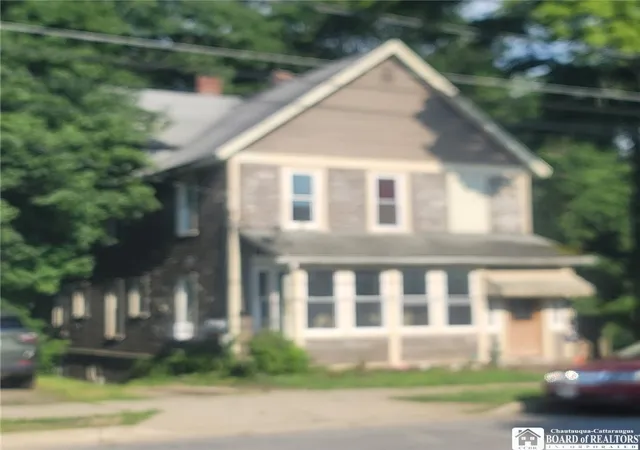 2nd image of 205 Barrett Ave, Jamestown, NY 14701 | MLS# R1664312