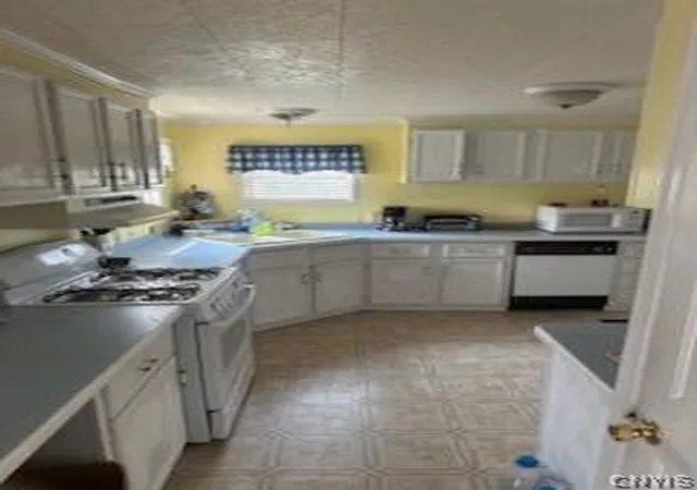 Homes for sale in Rome, NY | 222 Pazdur Blvd West, Rome, NY 13440 | MLS# S1664581